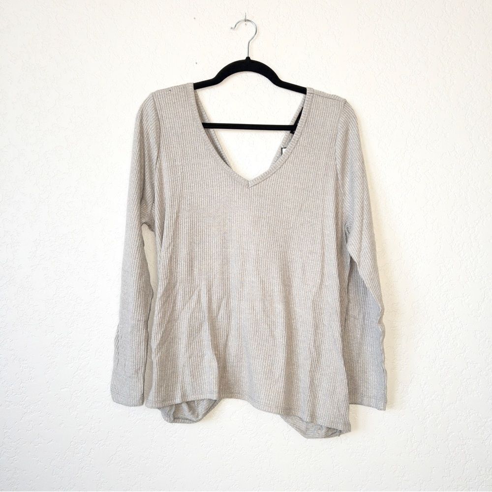 NWT Soncy Gray Twist‎ Back Sweater Size 00 (10)